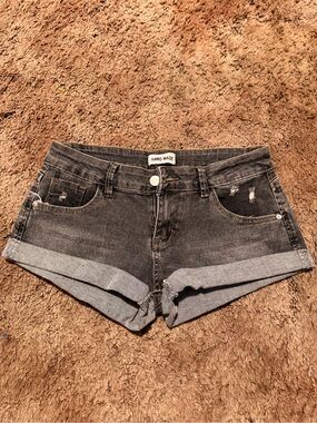 Hand Made Women's Black Rolled Hem Denim Shorts